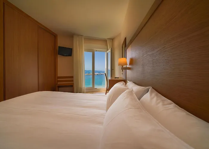 El Puente Отель Санхенхо